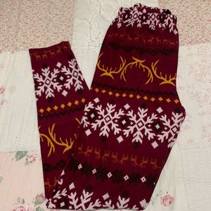 Take 50% OFF A&D Reindeer leggings